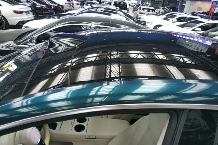 Used Hima Luxeed R7 2024 All-Electric 736 km Ultra Roof