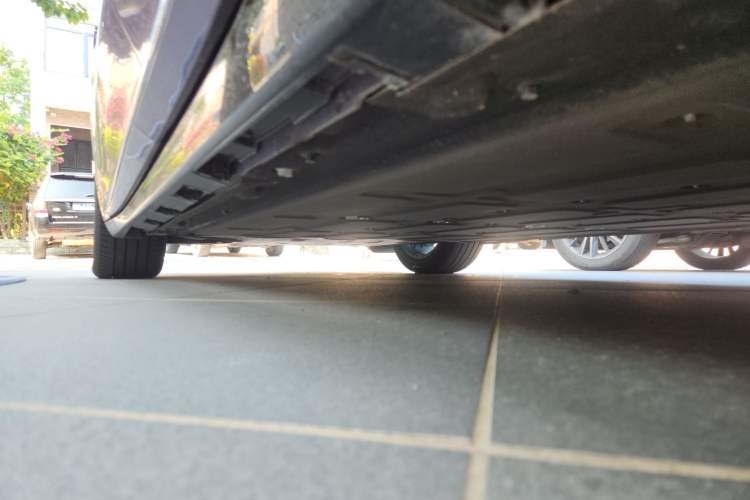 Used Hima Luxeed R7 2024 All-Electric 802 km Max Chassis Rear Left