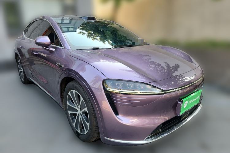 Used Hima Luxeed R7 2024 All-Electric 802 km Max Front Right 45 Deg