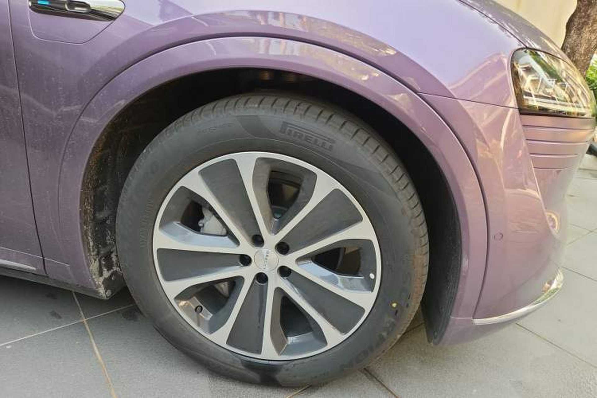 Used Hima Luxeed R7 2024 All-Electric 802 km Max Right Front Wheel Hub
