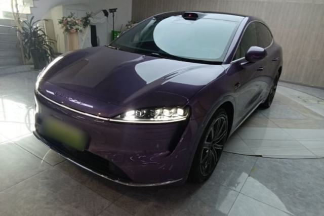 Used Hima Luxeed R7 2024 All-Electric 667 km Max
