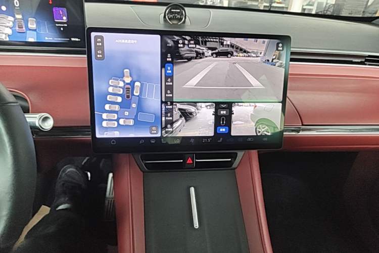 Used Hima Luxeed R7 2024 All-Electric 667 km Max Audio And AC Panel
