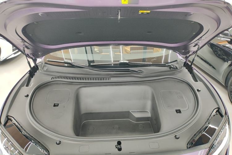 Used Hima Luxeed R7 2024 All-Electric 802 km Max Engine Bay
