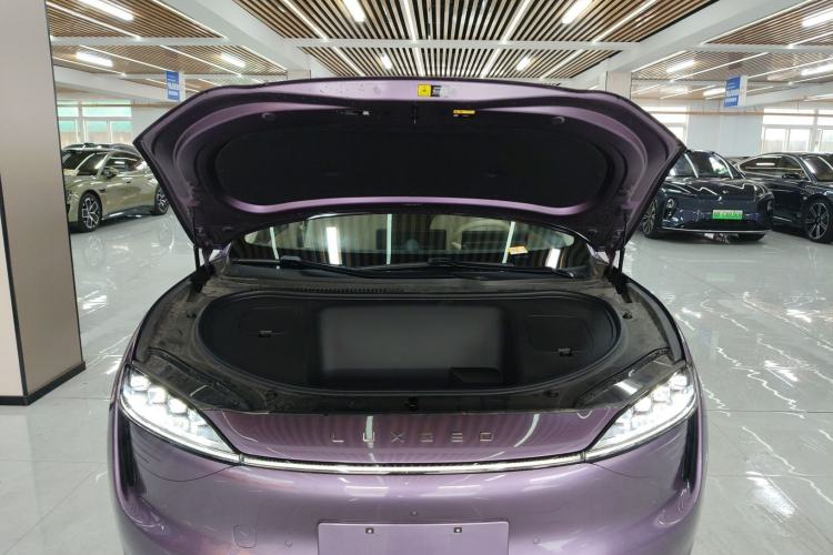 Used Hima Luxeed R7 2024 All-Electric 736 km Ultra Engine Bay