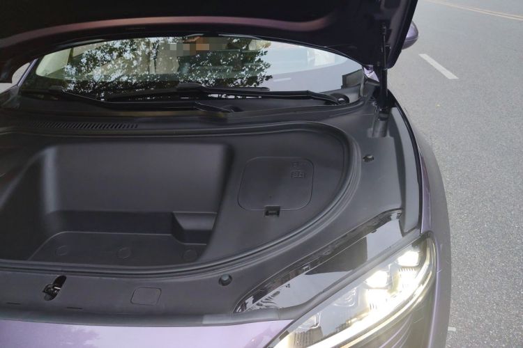 Used Hima Luxeed R7 2024 All-Electric 667 km Max Engine Bay Left