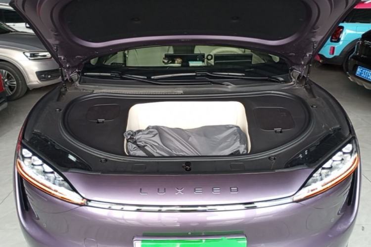Used Hima Luxeed R7 2024 All-Electric 802 km Max Engine Bay