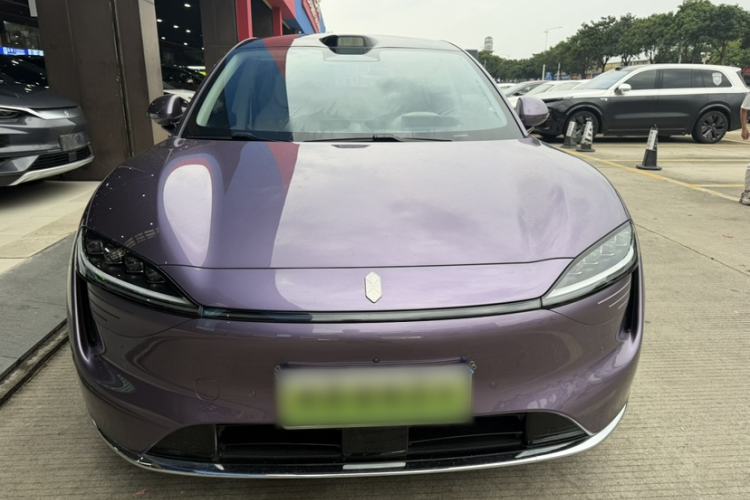 Used Hima Luxeed R7 2024 All-Electric 736 km Ultra Exterior 1