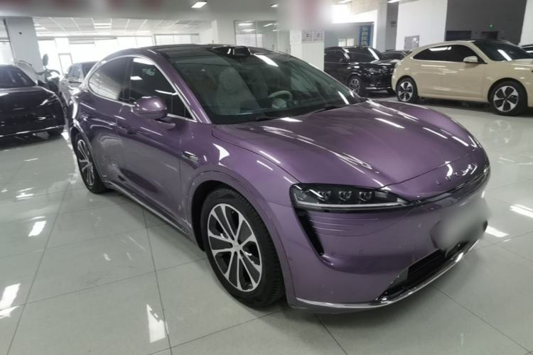 Used Hima Luxeed R7 2024 All-Electric 802 km Max Exterior 1