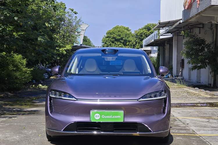 Used Hima Luxeed R7 2024 All-Electric 667 km Max Exterior 2