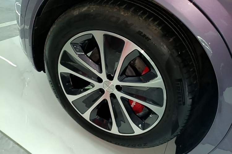 Used Hima Luxeed R7 2024 All-Electric 736 km Ultra Exterior 4