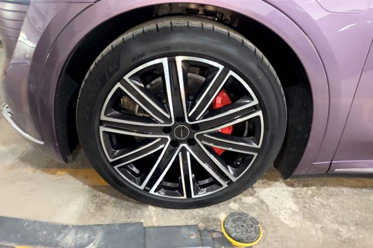 Used Hima Luxeed R7 2024 All-Electric 736 km Ultra Exterior 4