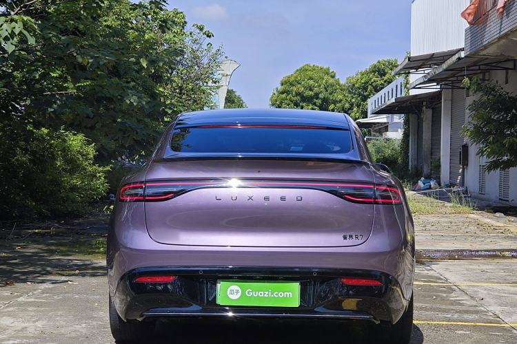 Used Hima Luxeed R7 2024 All-Electric 667 km Max Exterior 8