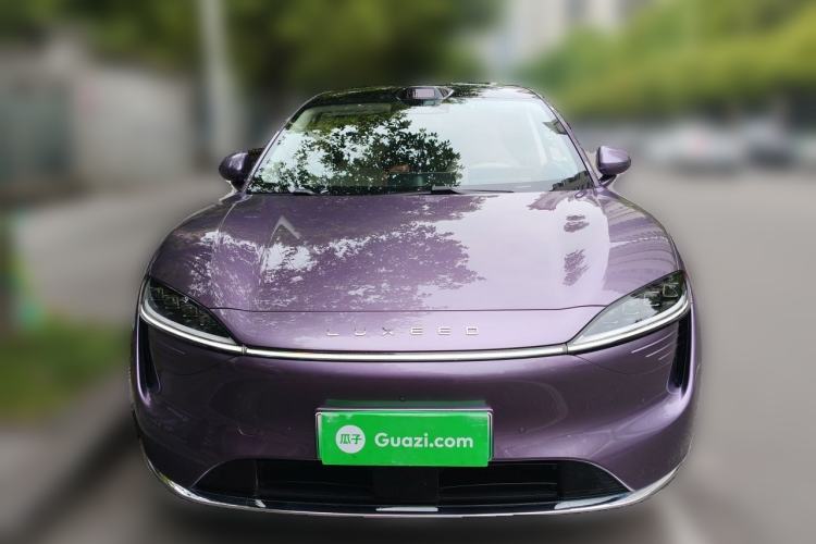 Used Hima Luxeed R7 2024 All-Electric 667 km Max Front