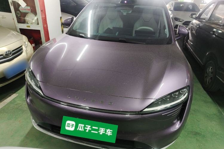 Used Hima Luxeed R7 2024 All-Electric 802 km Max Front