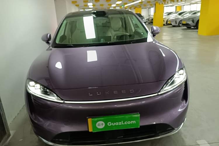 Used Hima Luxeed R7 2024 All-Electric 736 km Ultra Front