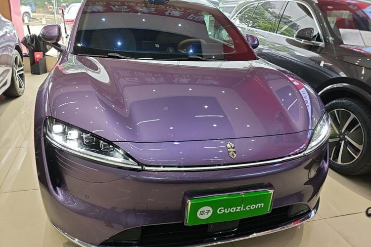 Used Hima Luxeed R7 2024 All-Electric 667 km Max Front