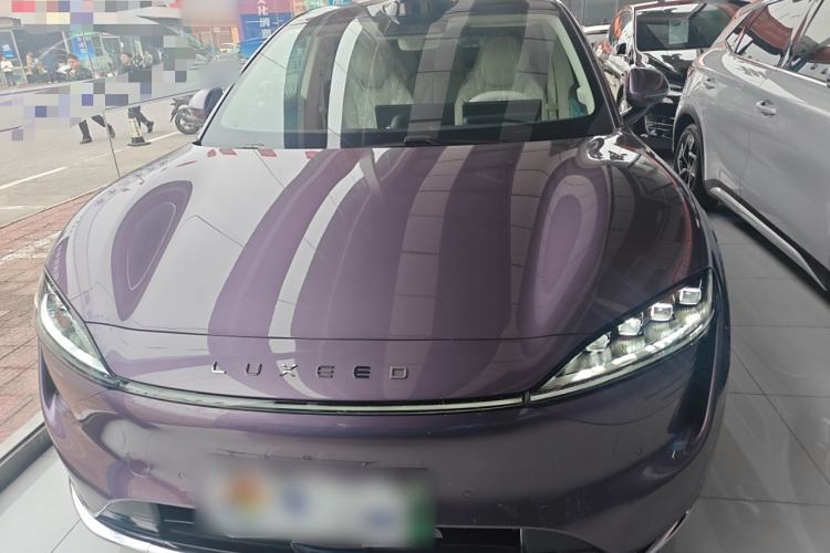 Used Hima Luxeed R7 2024 All-Electric 667 km Max Front