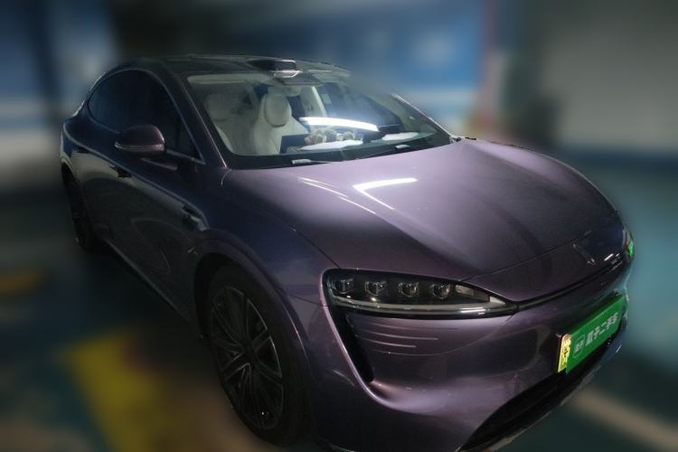 Used Hima Luxeed R7 2024 All-Electric 667 km Max Front Right 45 Deg