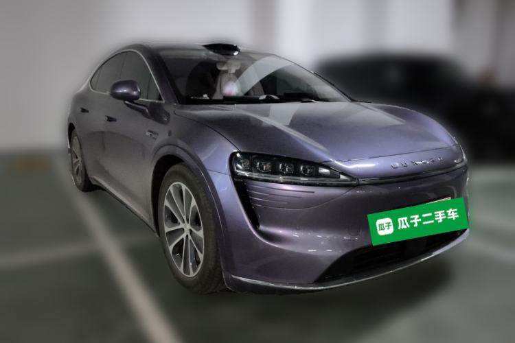 Used Hima Luxeed R7 2024 All-Electric 802 km Max Front Right 45 Deg