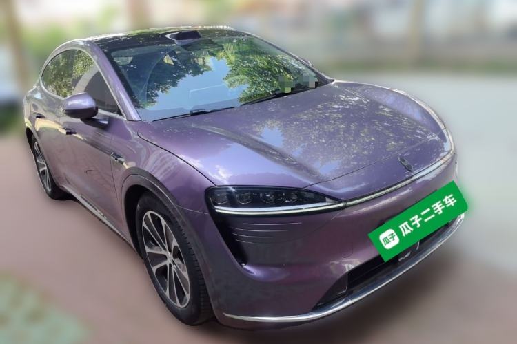 Used Hima Luxeed R7 2024 All-Electric 736 km Ultra Front Right 45 Deg