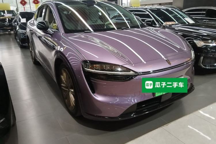 Used Hima Luxeed R7 2024 All-Electric 736 km Ultra Front Right 45 Deg