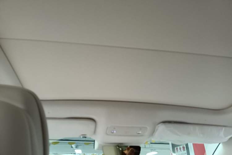 Used Hima Luxeed R7 2024 All-Electric 736 km Ultra Headliner