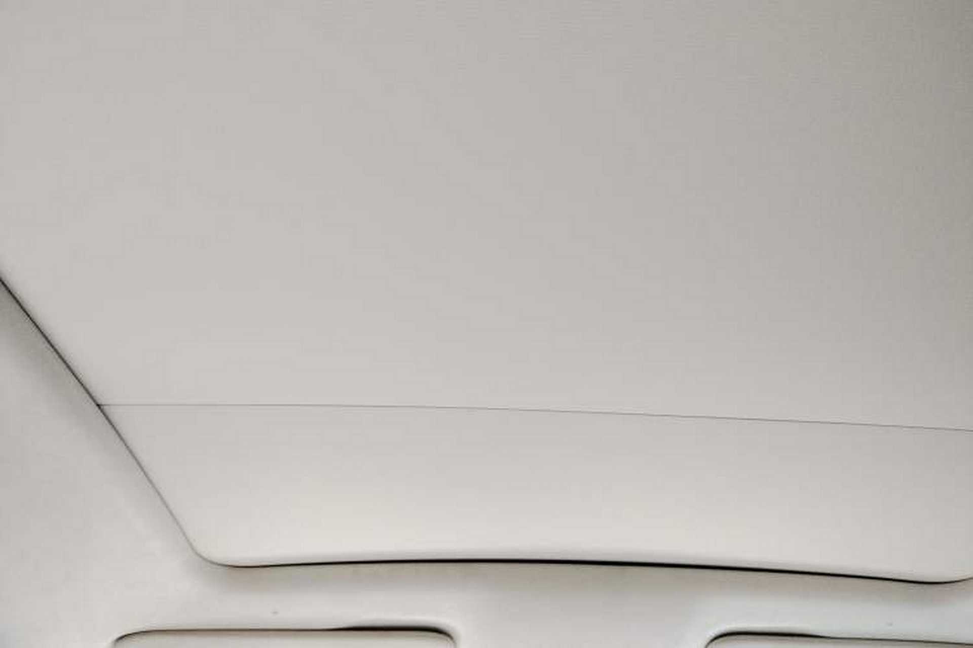 Used Hima Luxeed R7 2024 All-Electric 802 km Max Headliner