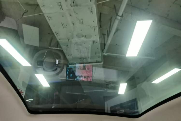 Used Hima Luxeed R7 2024 All-Electric 802 km Max Headliner