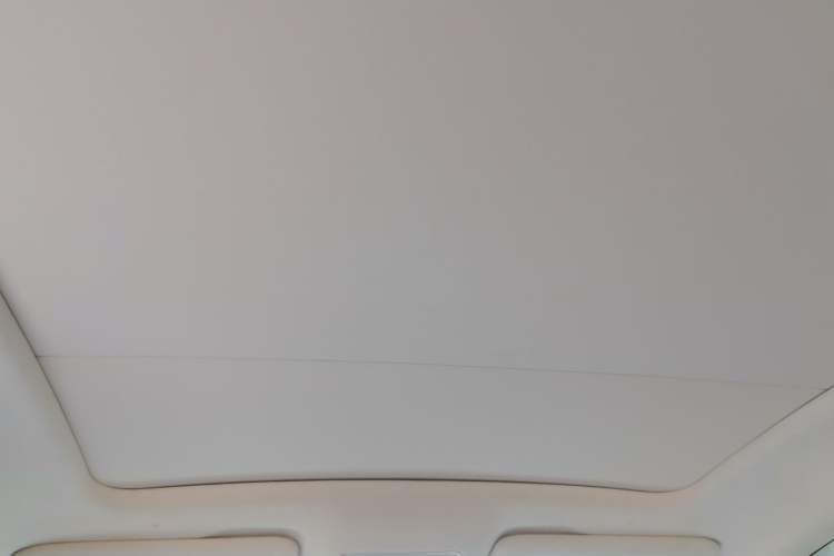 Used Hima Luxeed R7 2024 All-Electric 736 km Ultra Headliner