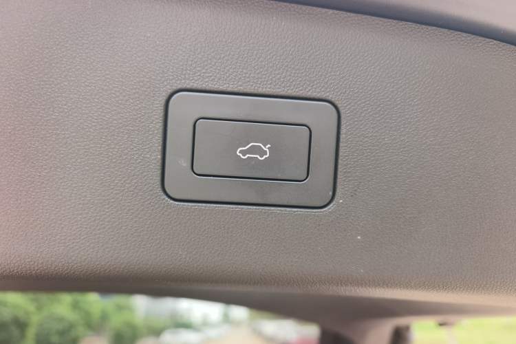 Used Hima Luxeed R7 2024 Pure Electric 667km Pro Interior 13