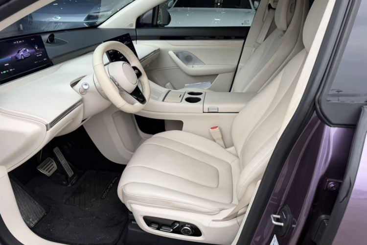 Used Hima Luxeed R7 2024 All-Electric 736 km Ultra Interior 5