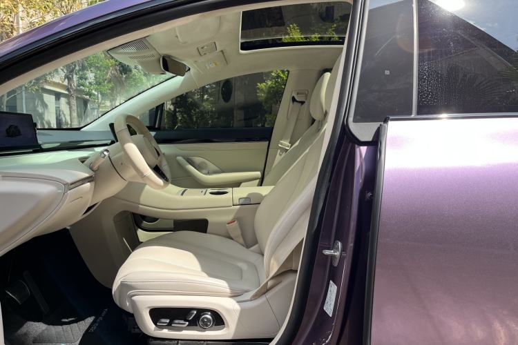 Used Hima Luxeed R7 2024 All-Electric 736 km Ultra Interior 6