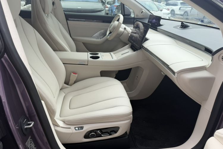 Used Hima Luxeed R7 2024 All-Electric 736 km Ultra Interior 7