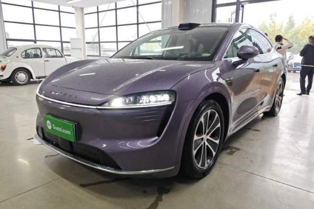 Ojetý Hima Luxeed R7 2024 All-Electric 736 km Ultra