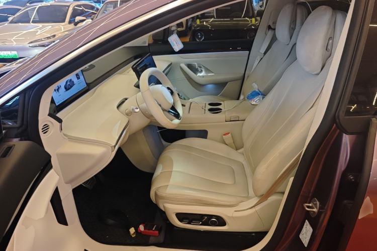 Used Hima Luxeed R7 2024 All-Electric 802 km Max Left Front Seat