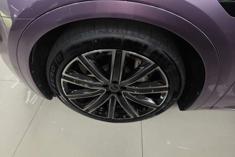 Used Hima Luxeed R7 2024 All-Electric 667 km Max Left Front Wheel Hub