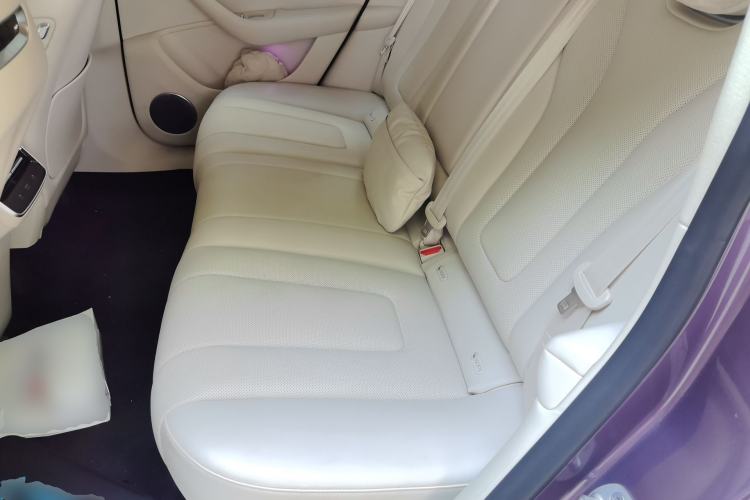 Used Hima Luxeed R7 2024 All-Electric 736 km Ultra Left Rear Seat
