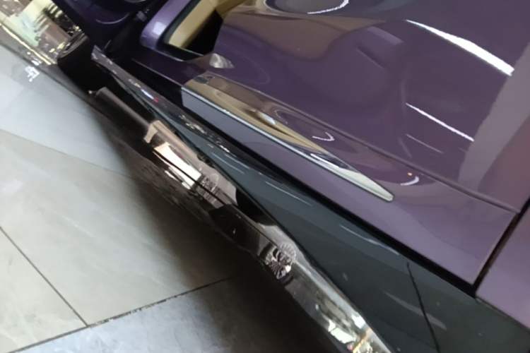 Used Hima Luxeed R7 2024 All-Electric 667 km Max Left Side Sill