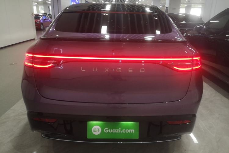 Used Hima Luxeed R7 2024 All-Electric 802 km Max Rear