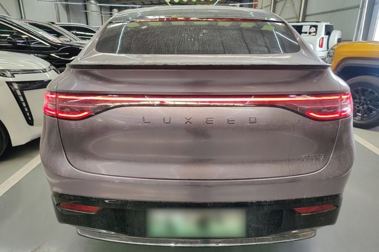 Used Hima Luxeed R7 2024 Pure Electric 667km Pro Rear