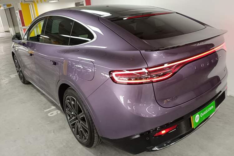 Used Hima Luxeed R7 2024 All-Electric 736 km Ultra Rear Left 45 Deg