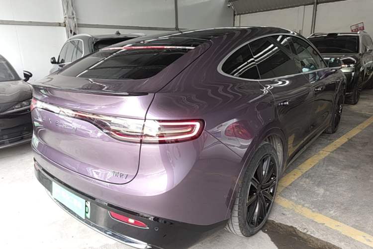 Used Hima Luxeed R7 2024 All-Electric 667 km Max Rear Right 45 Deg