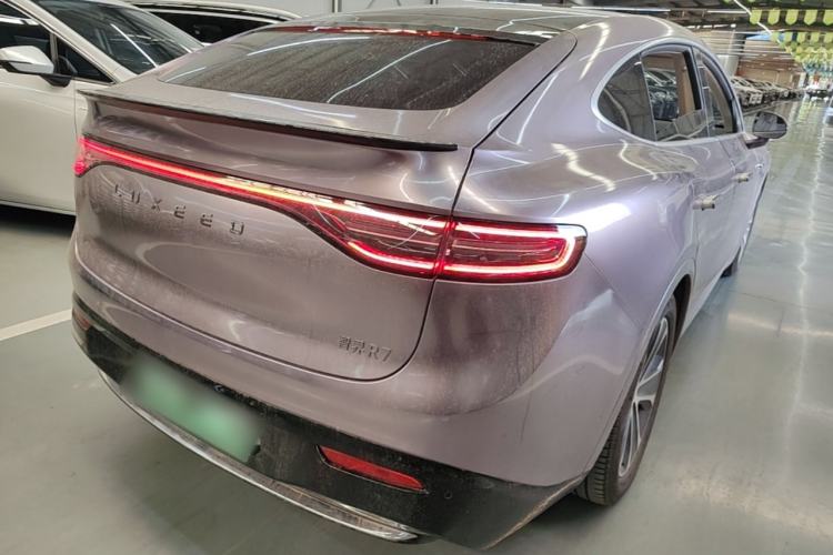 Used Hima Luxeed R7 2024 Pure Electric 667km Pro Rear Right 45 Deg