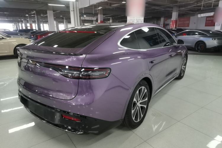 Used Hima Luxeed R7 2024 All-Electric 802 km Max Rear Right 45 Deg