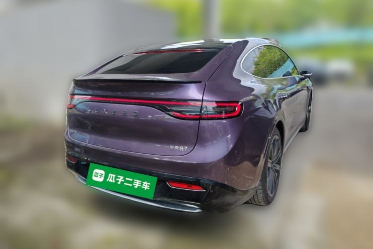 Used Hima Luxeed R7 2024 All-Electric 802 km Max Rear Right 45 Deg