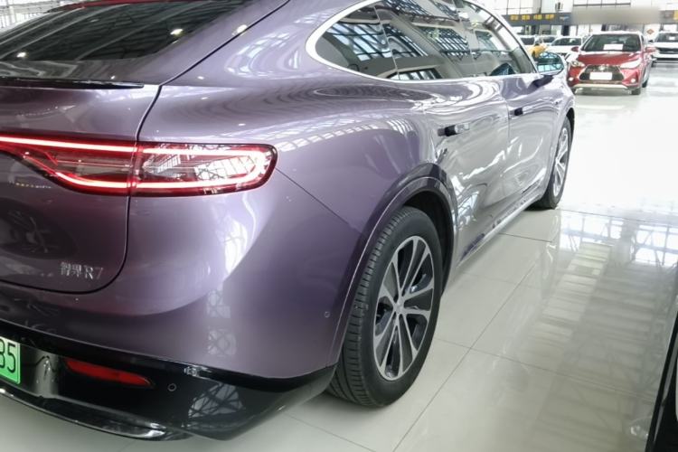 Used Hima Luxeed R7 2024 All-Electric 802 km Max Right Rear Taillight