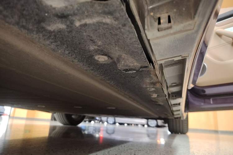 Used Hima Luxeed R7 2024 Pure Electric 667km Pro Right Side Sill