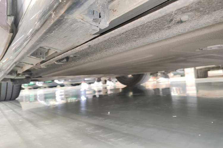 Used Hima Luxeed R7 2024 Pure Electric 667km Pro Right Side Sill