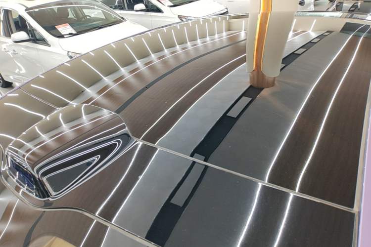 Used Hima Luxeed R7 2024 All-Electric 802 km Max Roof