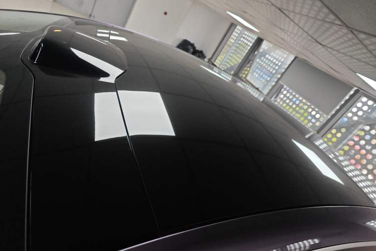 Used Hima Luxeed R7 2024 All-Electric 667 km Max Roof